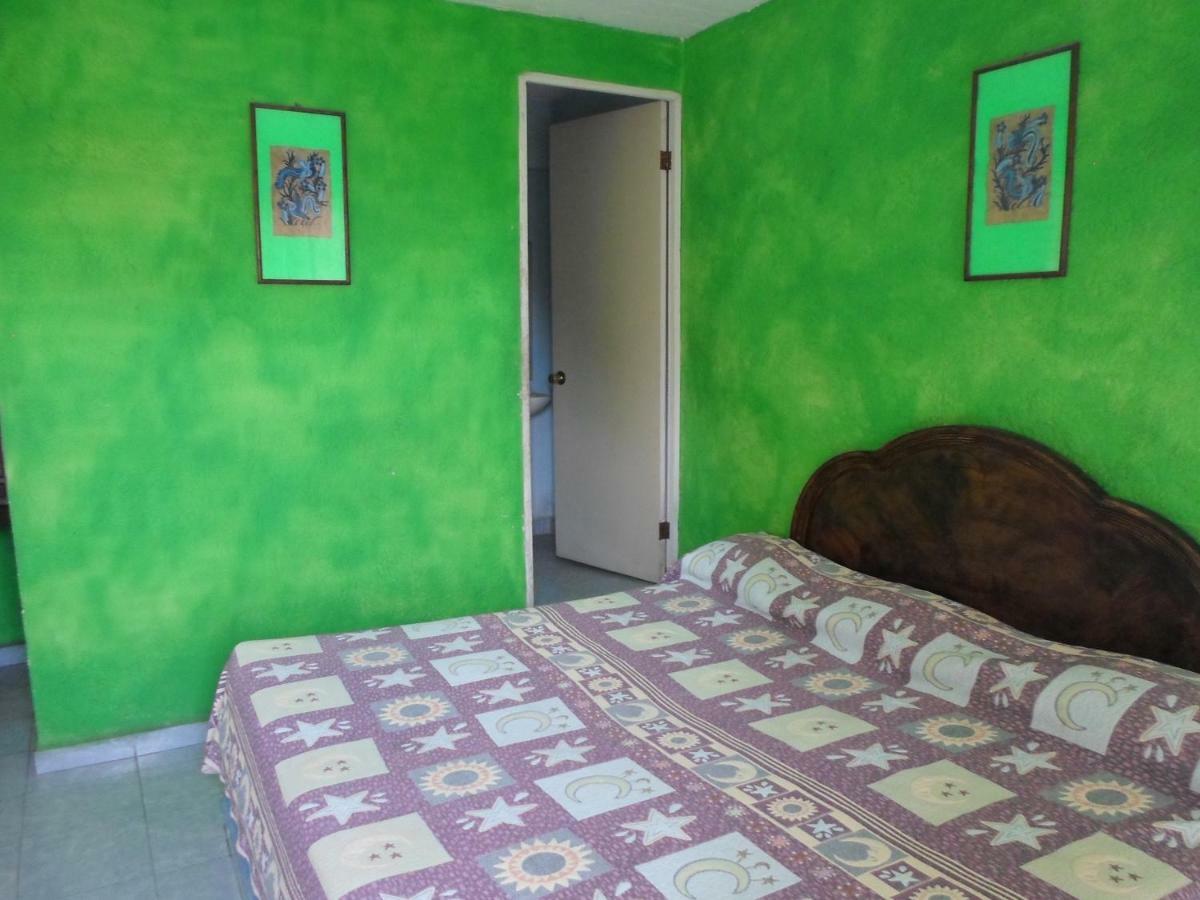 Casa De Huespedes Santa Fe Acapulco Hotel Екстериор снимка